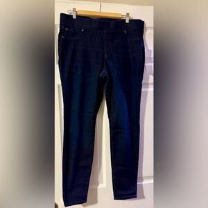 Amazon Essentials Women’s Pull On Jegging